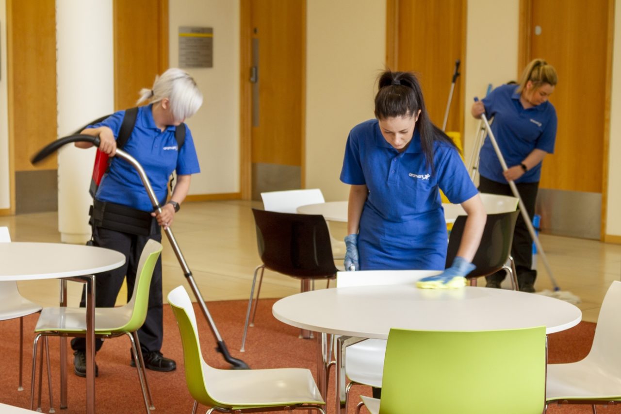 ABOUT ARAMARK OFFSHORE Aramark Offshore Offshore Catering